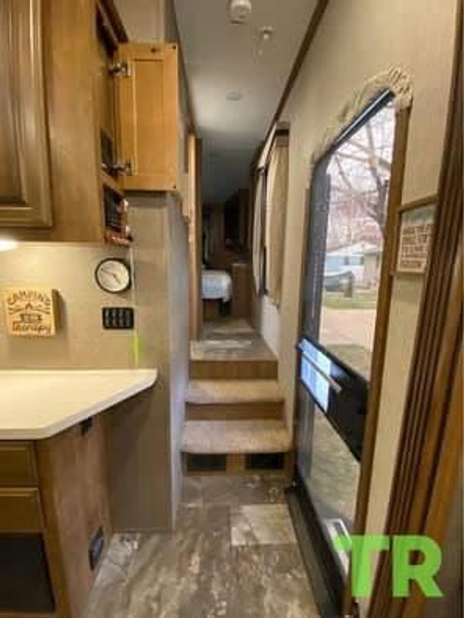 Used 2016 CrossRoads Cameo 34' Fifth Wheel