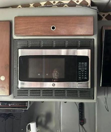 Used 2015 Freightliner Business Class M2 112