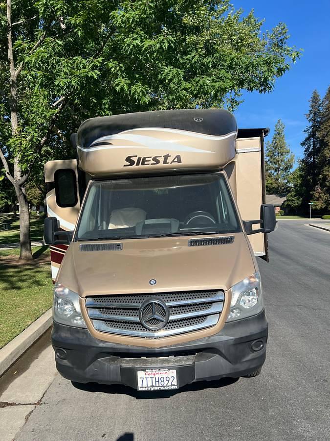 Used 2016 Thor Motor Coach Siesta Sprinter 24Sr Class C Motorhome