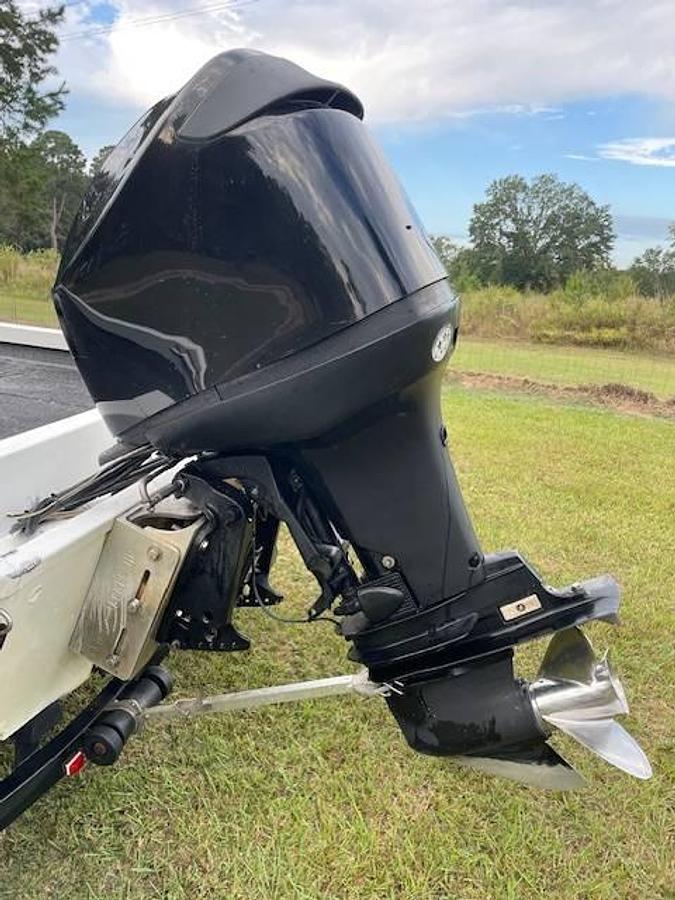 Used 2006 Triton Aluminum Fishing Boat