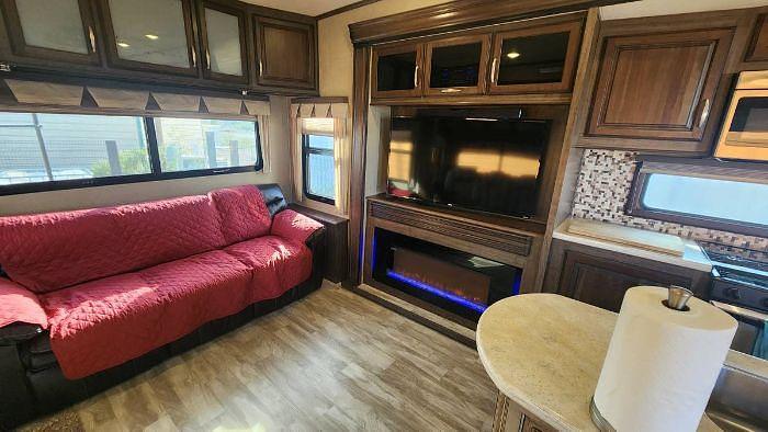 Used 2016 Grand Design Solitude 384GK