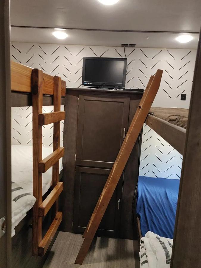 Used 2019 Keystone Passport Bunkhouse