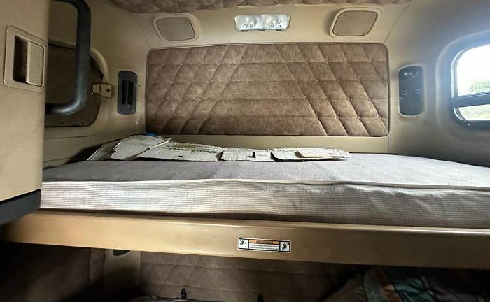 Used 2016 Freightliner CORONADO 132