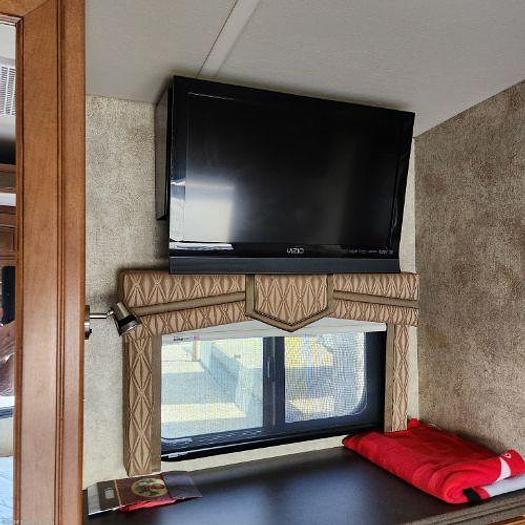 Used 2012 Winnebago SIGHTSEER 36V