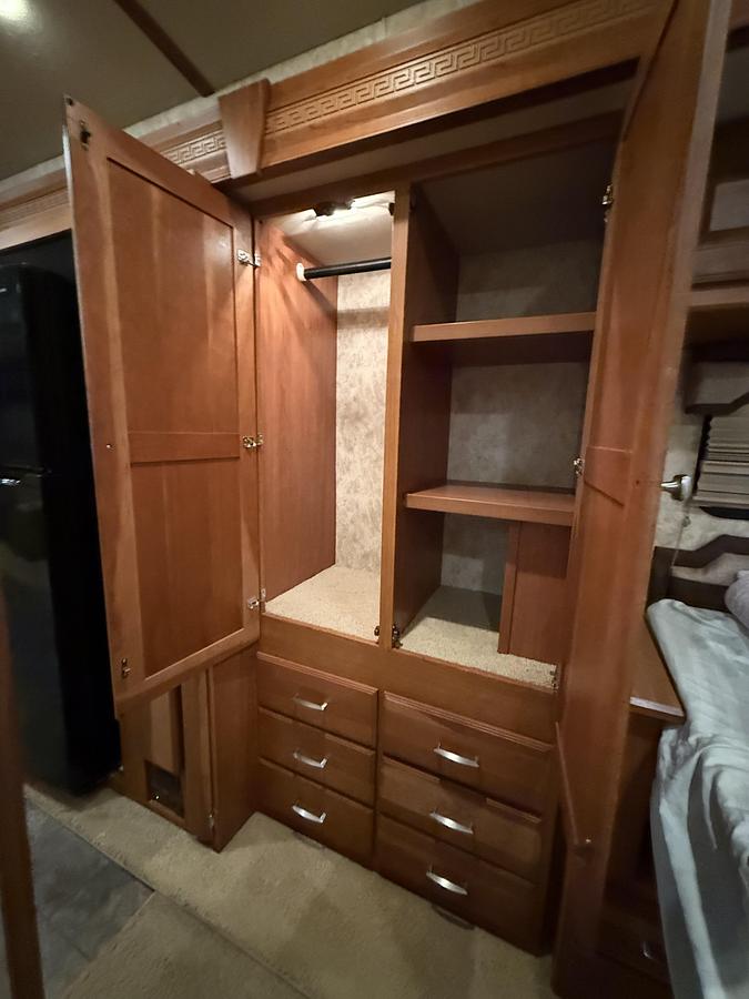 Used 2009 Winnebago Journey 39Z