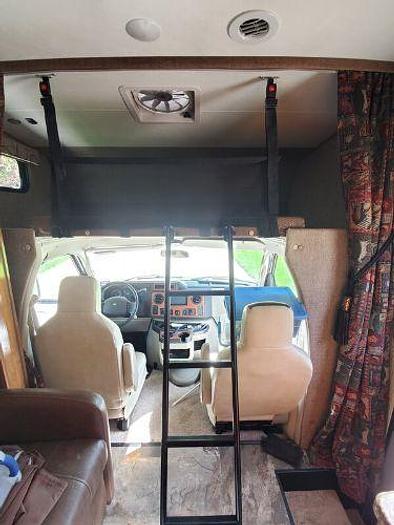 Used 2018 Coachmen Leprechaun 319MB