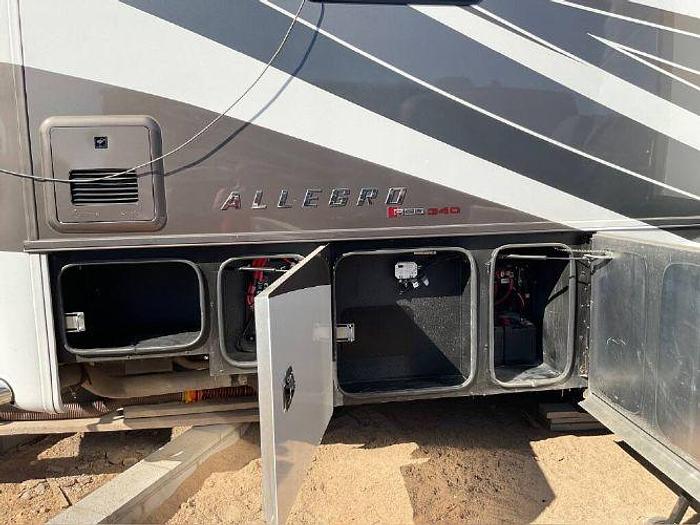 Used 2014 Tiffin Allegro Red 33AL