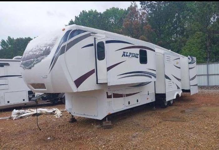Used 2013 Keystone Alpine