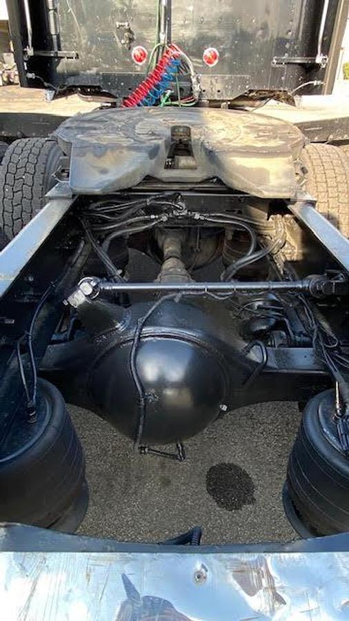 Used 2011 Freightliner Coronado 132