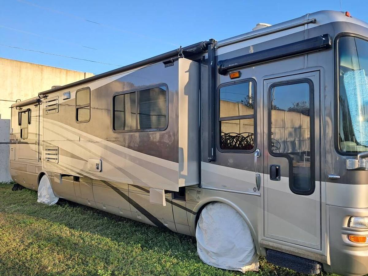 Used 2007 National TROPICAL 391LX Class A Motorhome