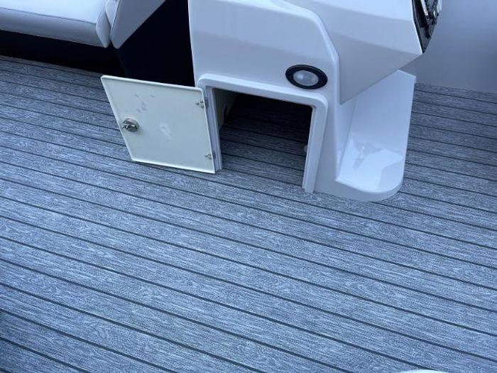 Used 2023 Lowe SS230DH CL