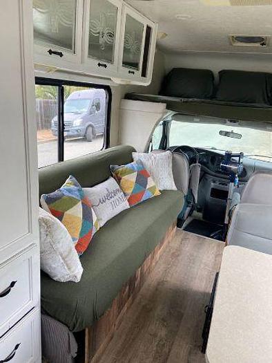 Used 2000 Coachmen Catalina