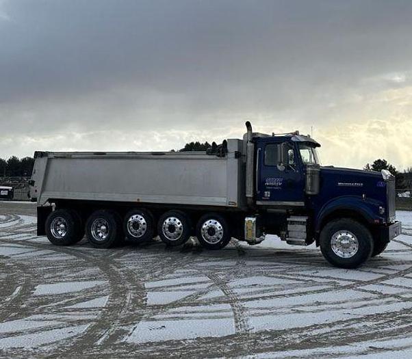 Used 2012 WESTERN STAR 4900