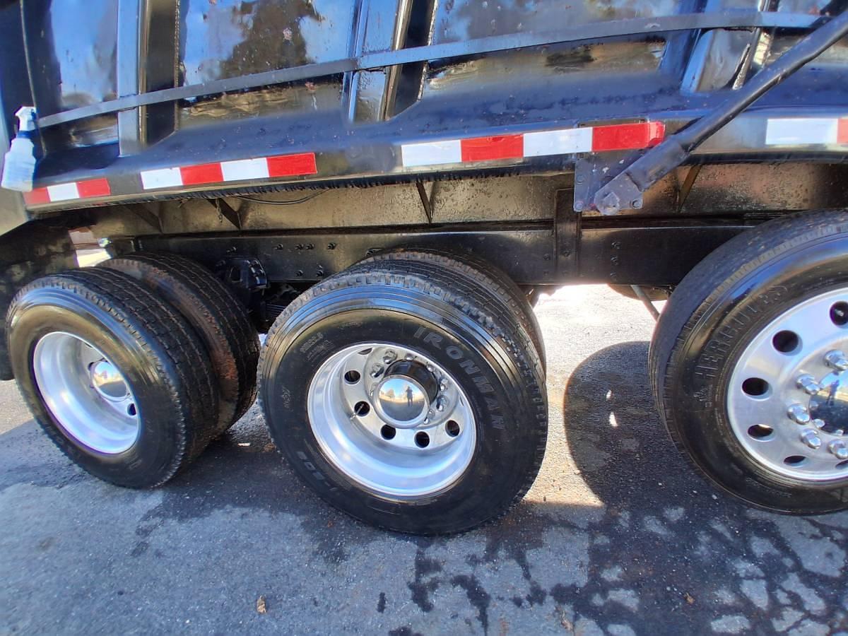 Used 2002 Ford Sterling Dump Truck