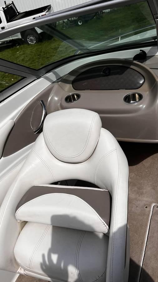 Used 2008 Crownline 305