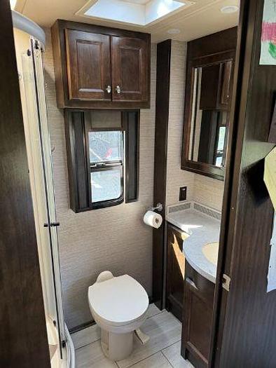 Used 2021 Tiffin Motorhomes Allegro Red 33AA