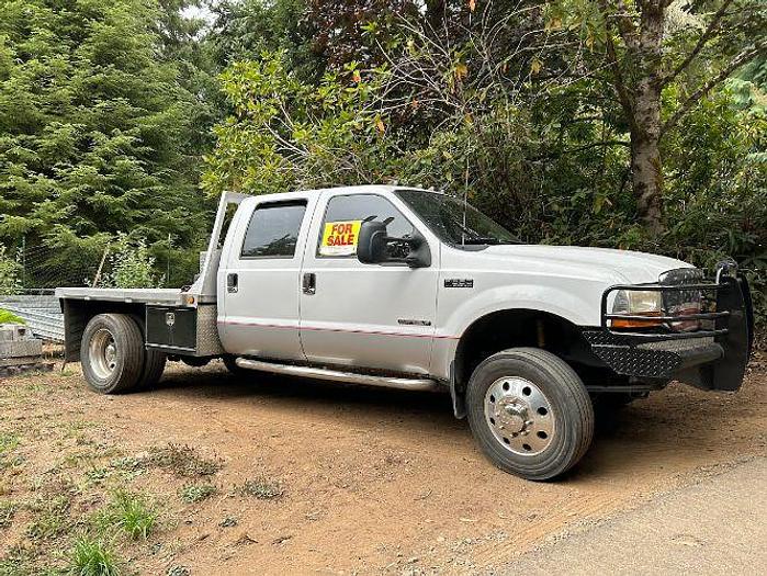 Used 2001 Ford Super Duty F-550 XLT Lariat