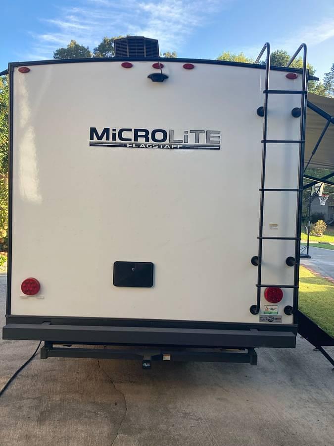 Used 2022 Forest River Flagstaff Micro Lite 21FBRS Travel Trailer