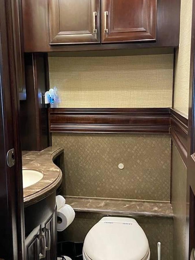 Used 2015 American Coach American Revolution 42T Class A Motorhome