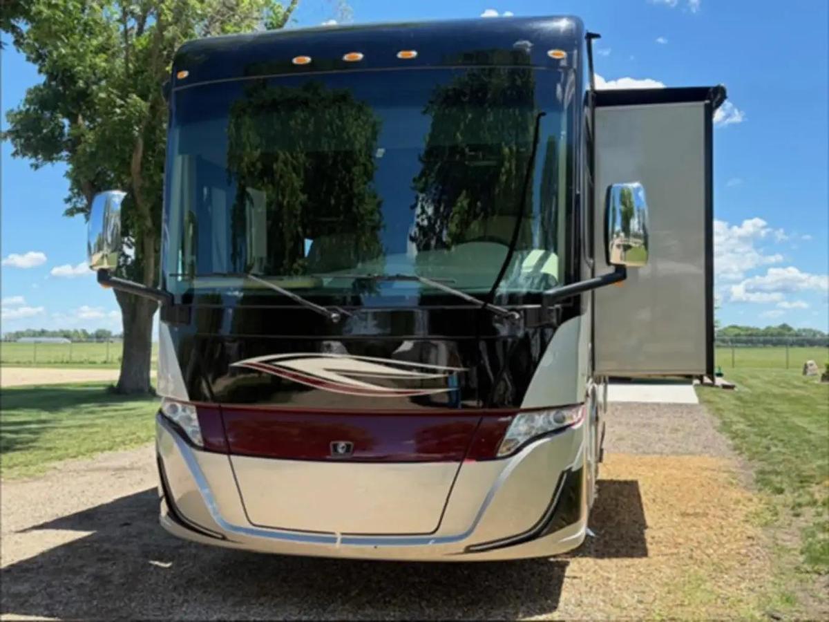 Used 2019 Tiffin Allegro Red 37PA