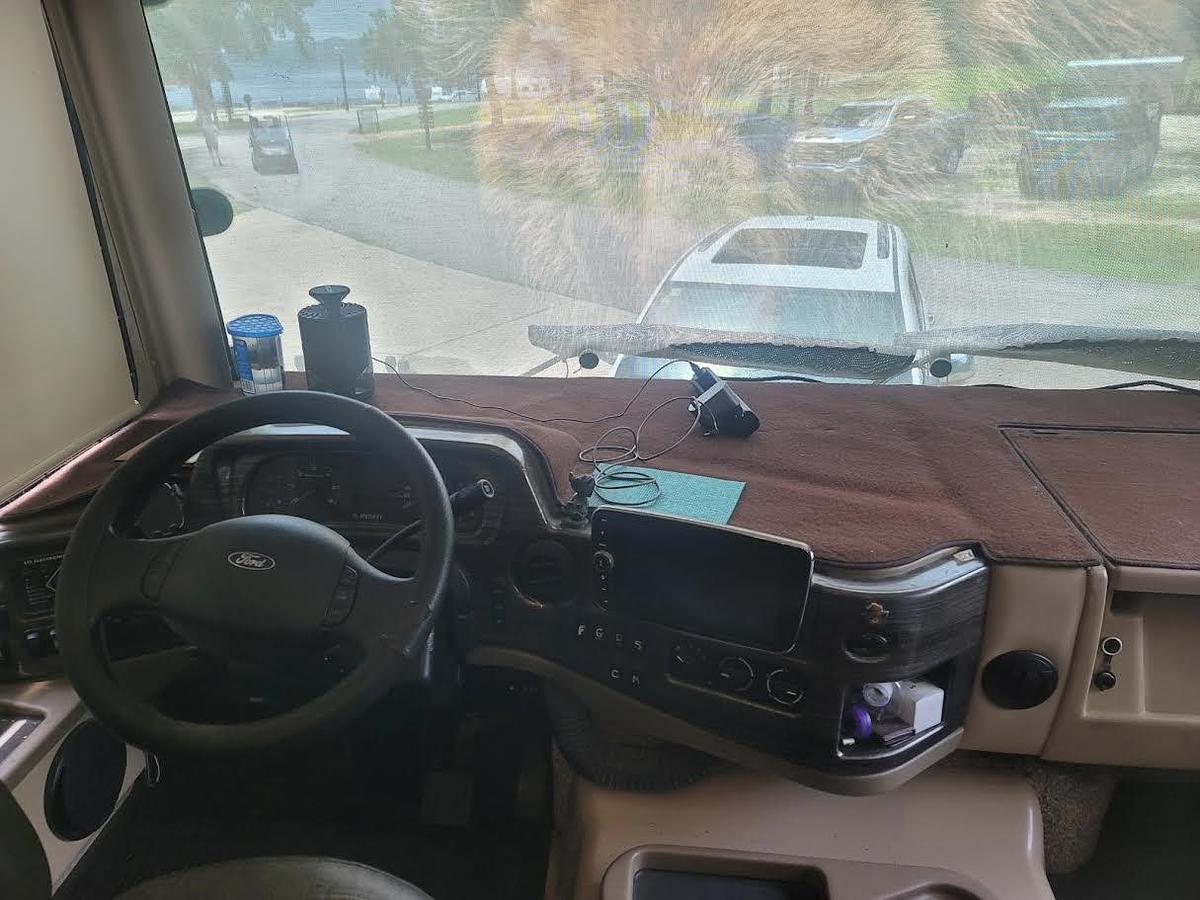 Used 2020 Thor Motor Coach Miramar 37.1 Class A Motorhome