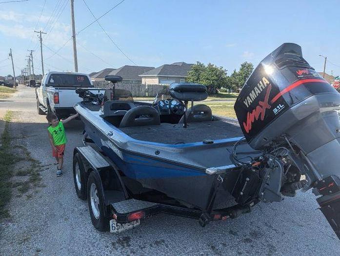 Used 2000 Champion 193