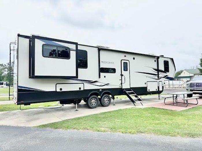 Used 2023 Keystone Montana High Country 373RD