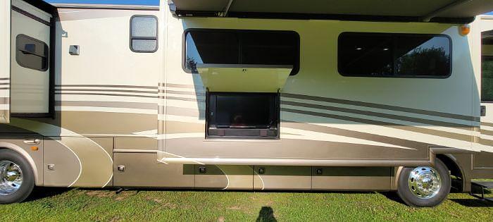 Used 2013 Thor Motor Coach Tuscany 45LT