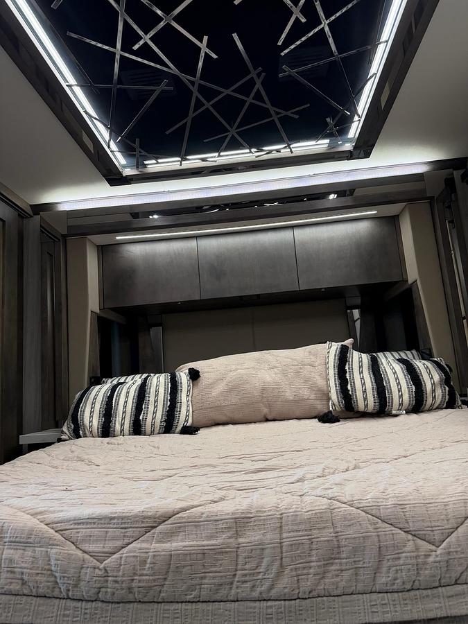 Used 2024 Tiffin Zephyr 45FZ