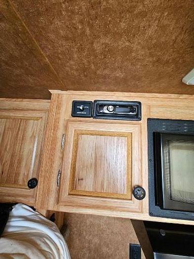 Used 2009 Exiss Sport 2 Horse Trailer with Living Quarters