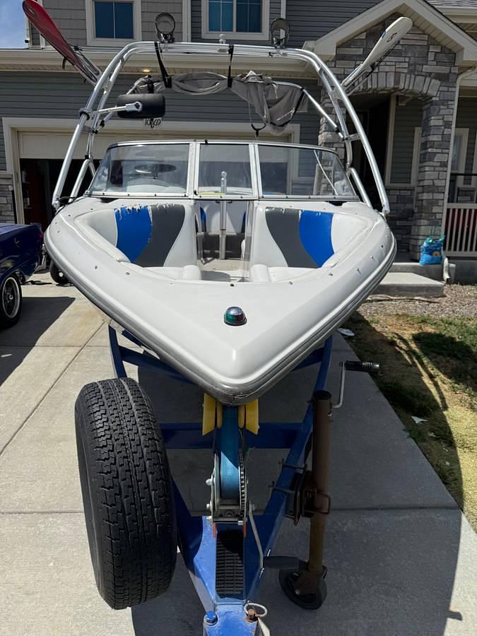 Used 2005 Moomba Outback