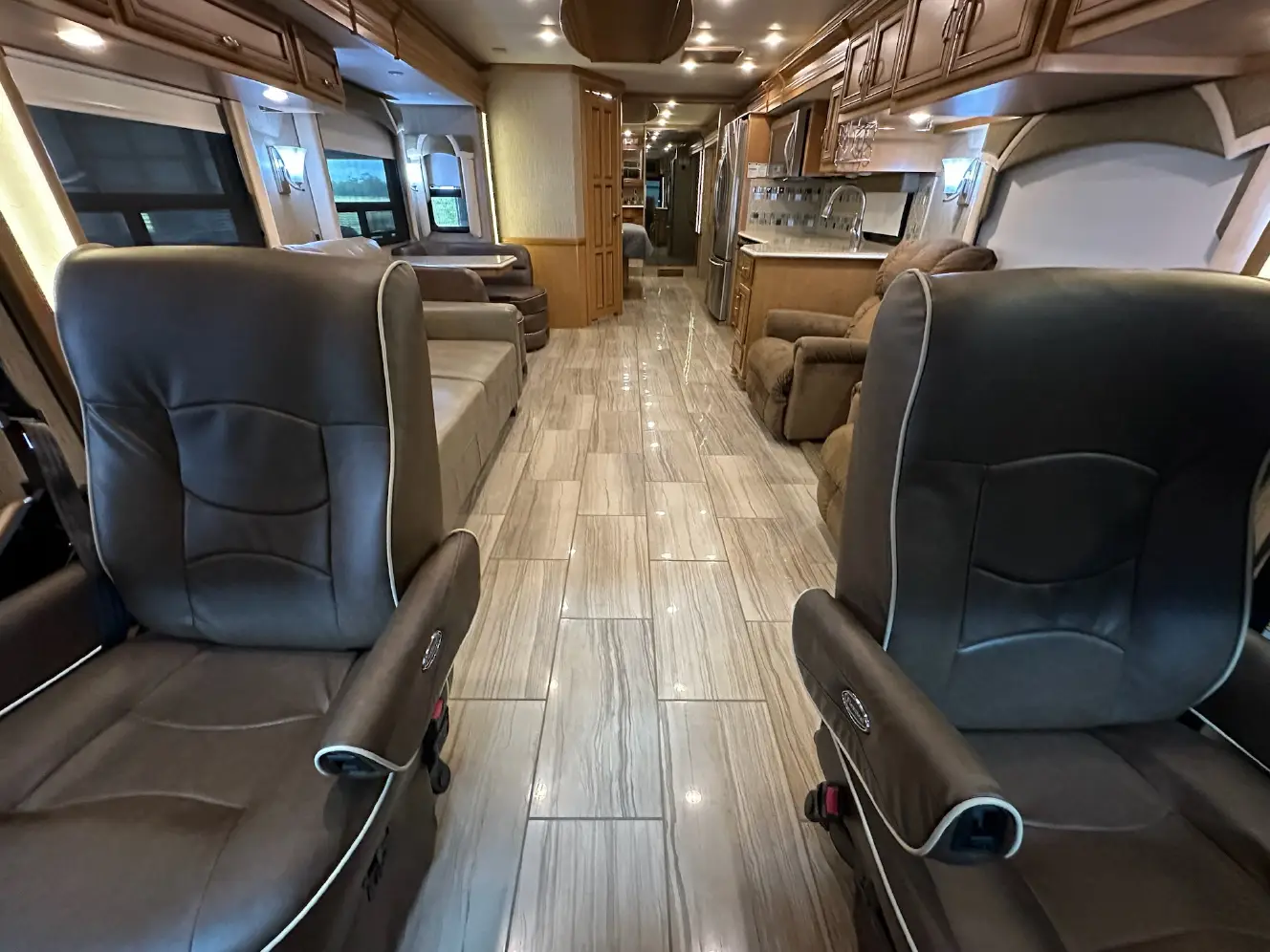 Used 2015 Newmar Ventana 4002