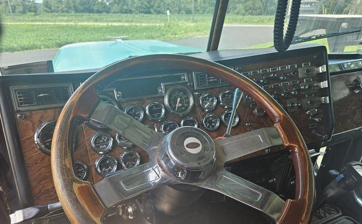 Used 1994 Peterbilt 379