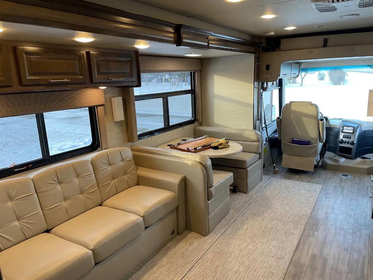 Used 2019 Entegra Emblem 36T