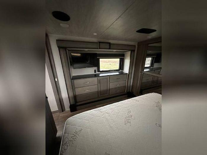Used 2021 Keystone Montana 3781RL