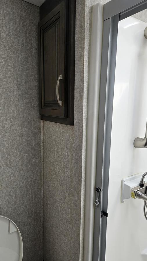 Used 2019 Keystone Montana 3121RL Fifth Wheel