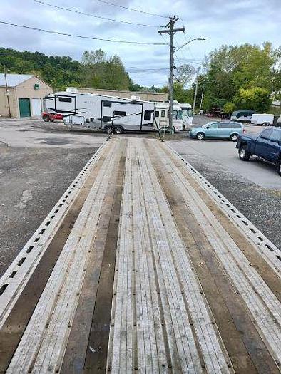 Used 2009 Freightliner Cascadia
