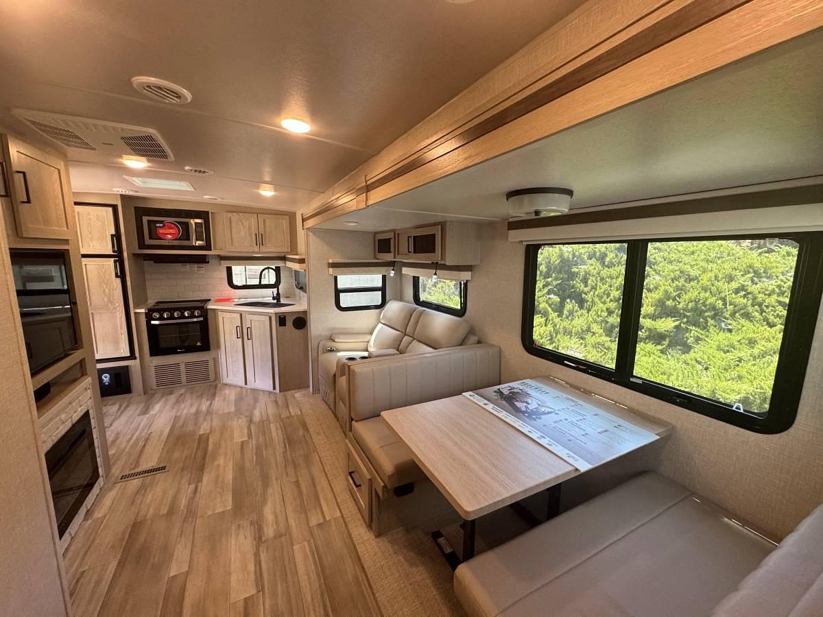 Used 2023 Rockwood Ultra Lite Travel Trailer