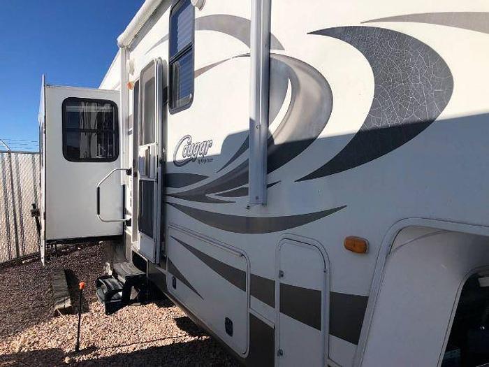 Used 2012 Keystone Cougar 331MKS Fifth Wheel