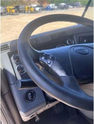 Used 2017 Freightliner CASCADIA 125 EVOLUTION