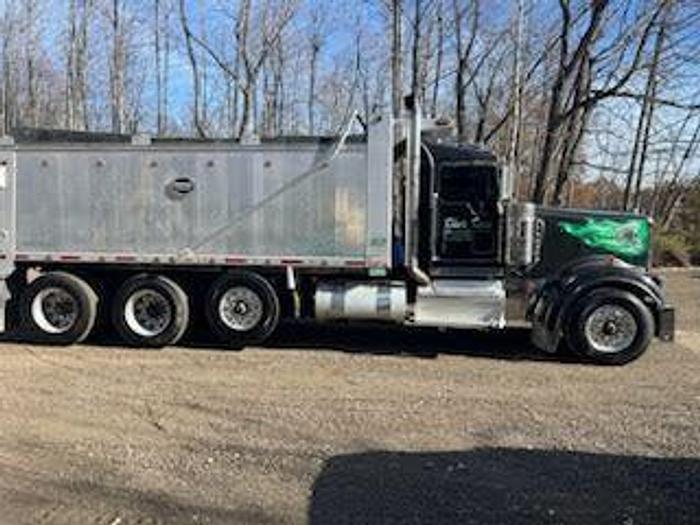 Used 2018 KENWORTH W900