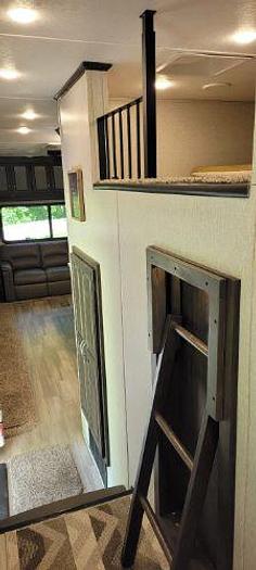 Used 2021 Coachmen Brookstone 398MBL