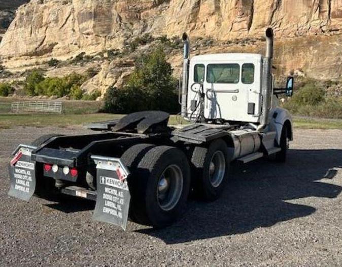 Used 2014 KENWORTH T880