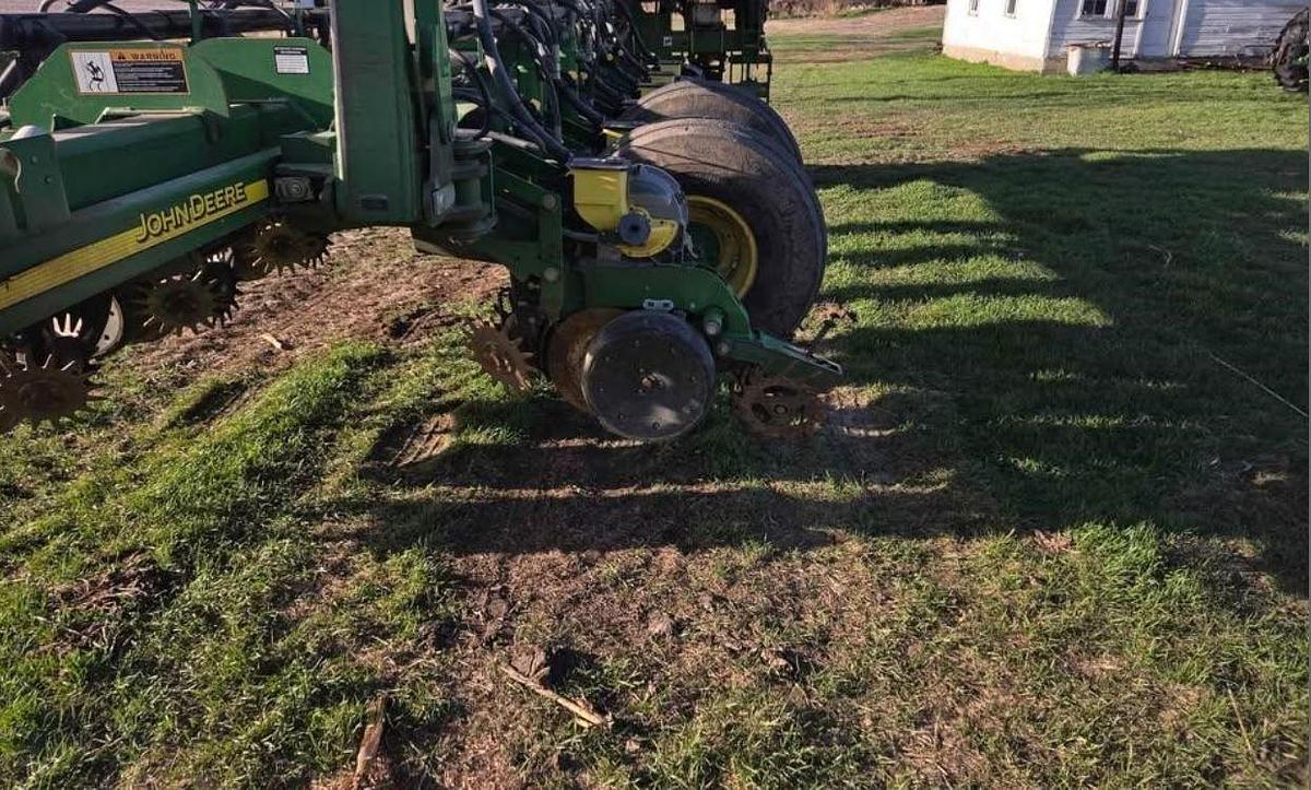 Used 2007 John Deere 1770NT