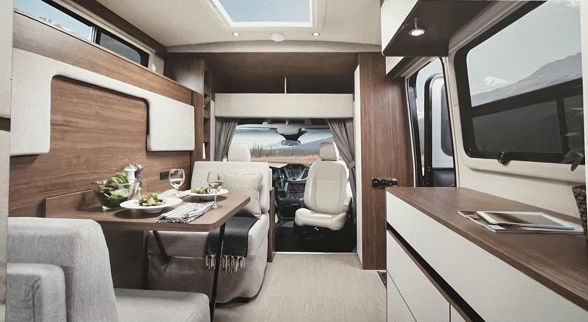 Used 2017 Leisure Travel Wonder 24MB