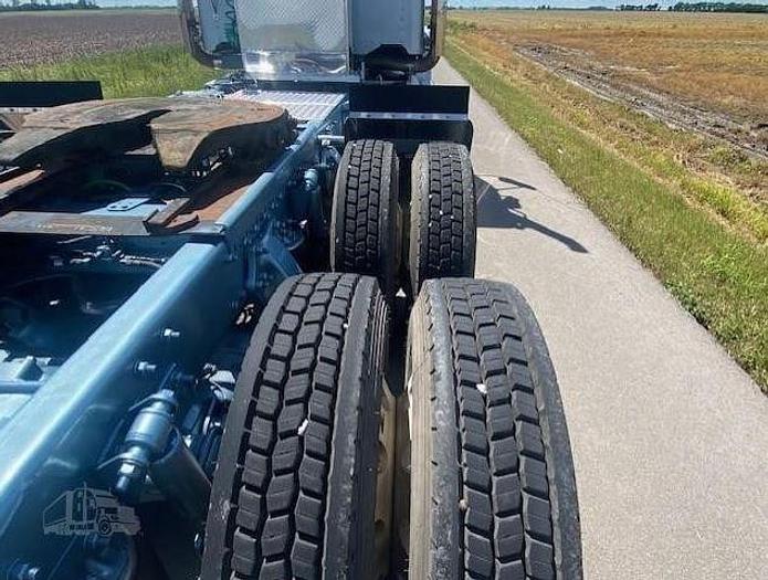 Used 2013 Freightliner Coronado 122SD