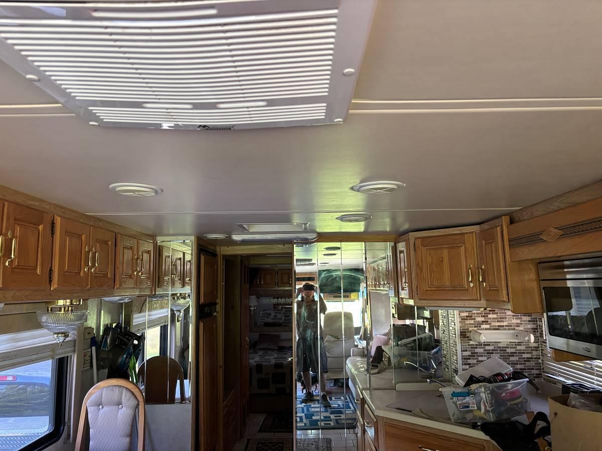 Used 1999 Holiday Rambler Endeavor Class A Motorhome