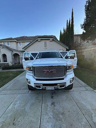 Used 2015 GMC Sierra 2500HD available WiFi Denali