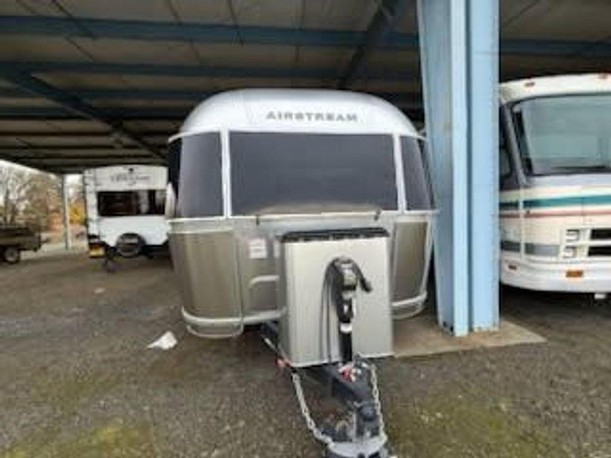 Used 2022 Airstream Globetrotter