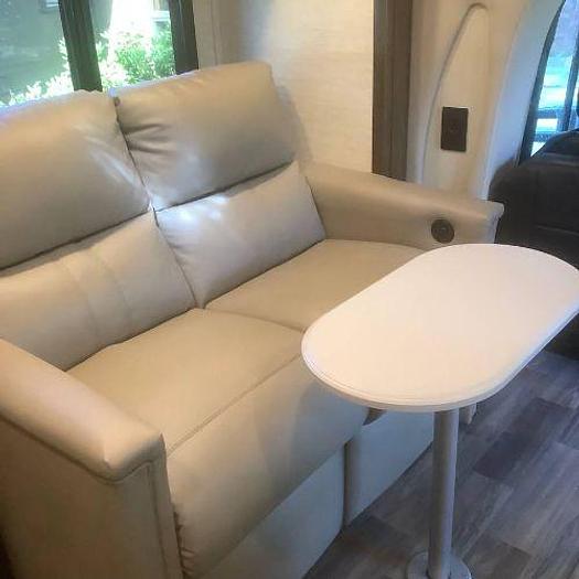 Used 2021 Tiffin Wayfarer 25RW